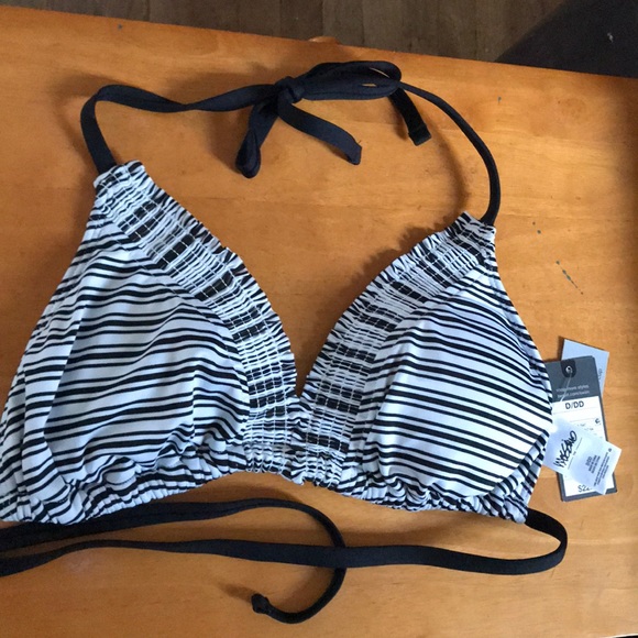 B/W mossimo swim top - Picture 1 of 2